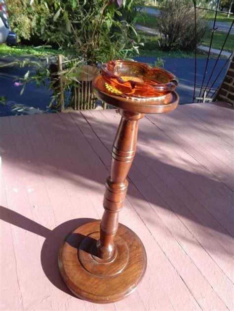 Wooden Bird Ashtray, Furniture & Home Living, Home Decor.